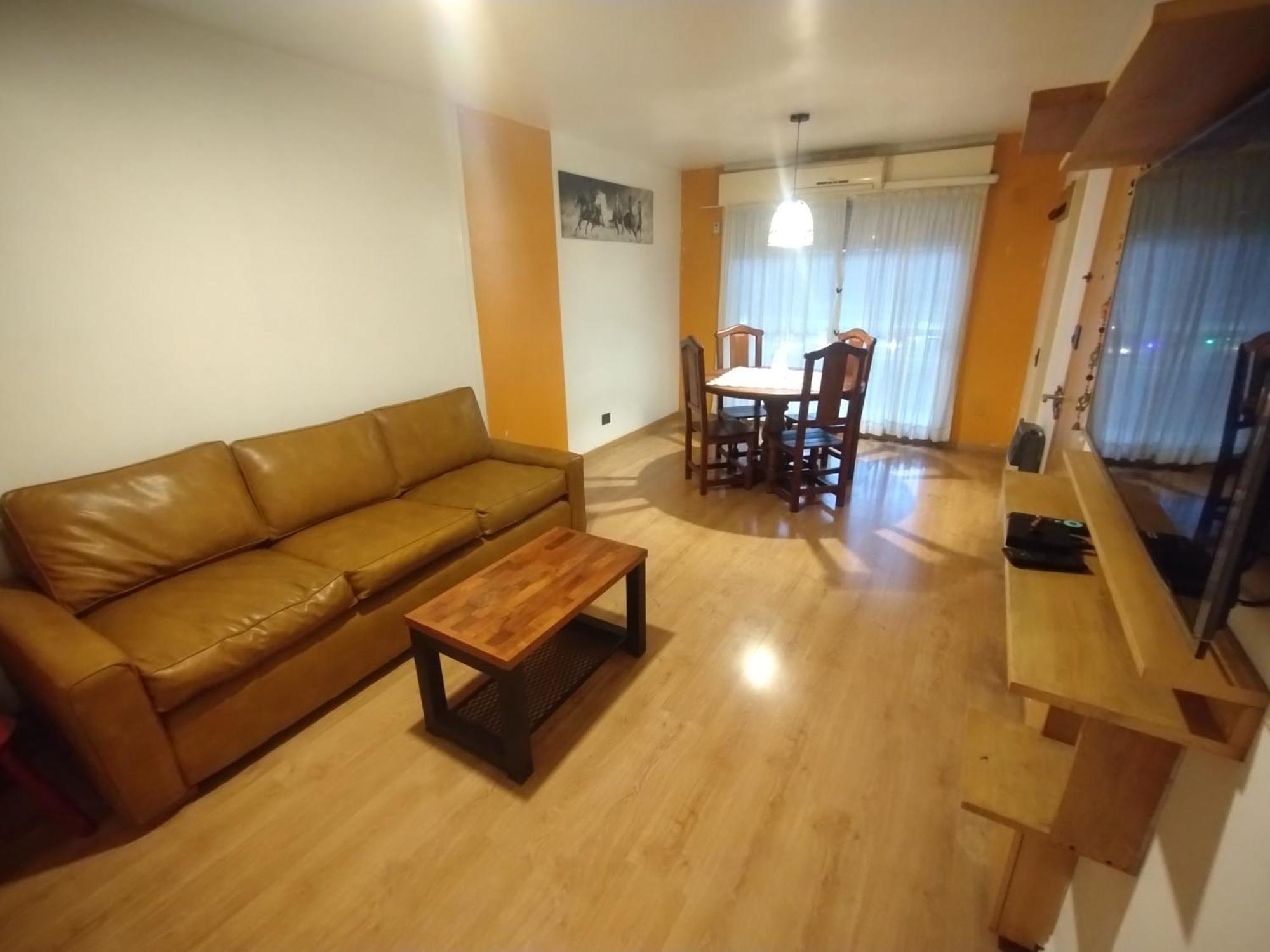 Apartment Departamento Comfort: 2-bedroom With Services